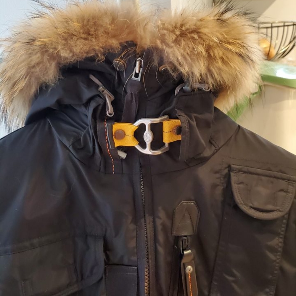 Down-filled bomber jacket - Picture 4 of 7